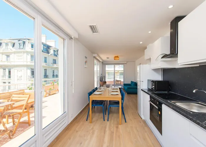 Gloria Marris * Μεντόν